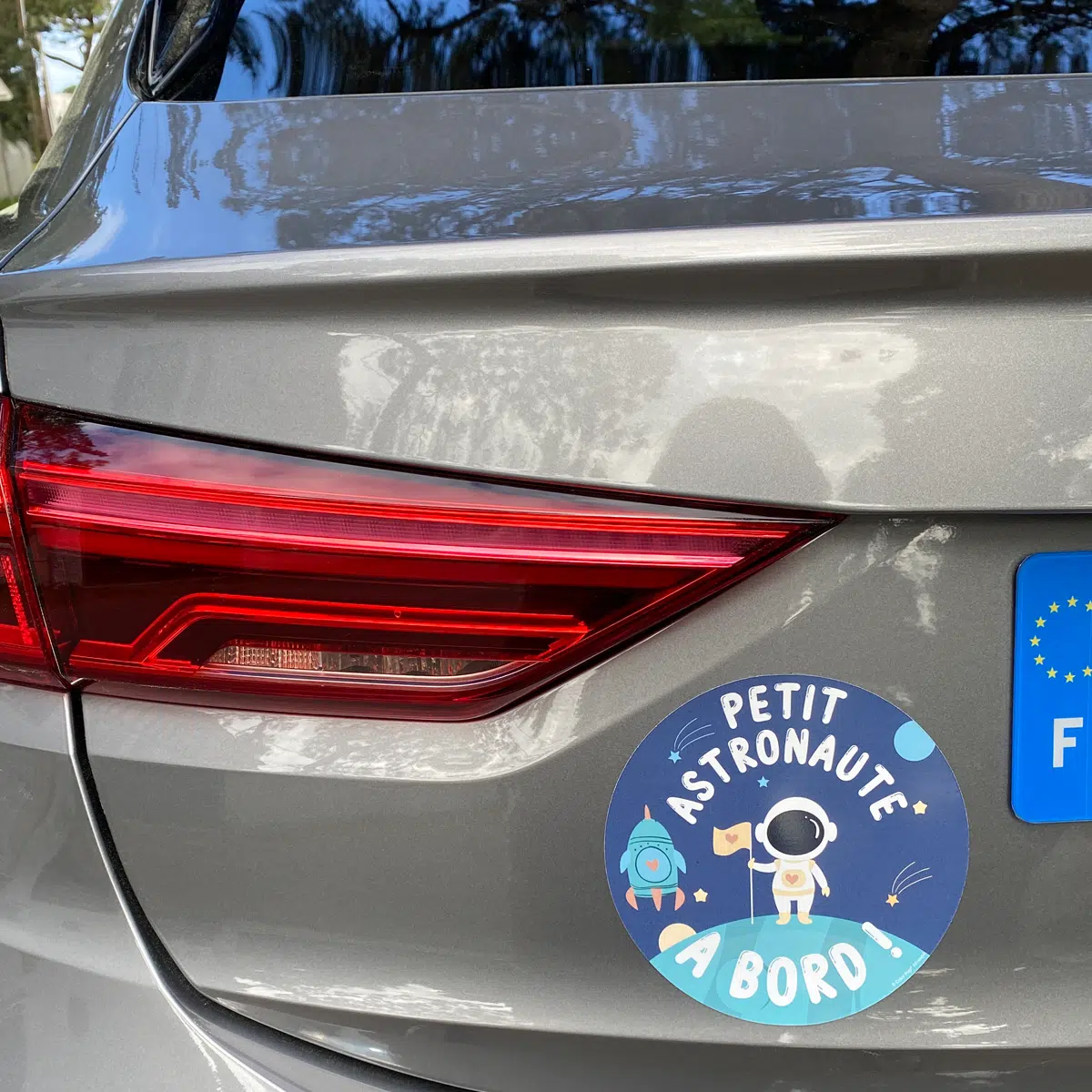 Bébé a bord magnétique Color Pop